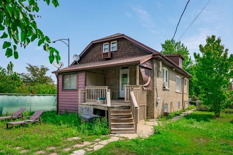 Tiny photo for 5526 N Nordica Avenue, Chicago, IL 60656 (MLS # 12501525)