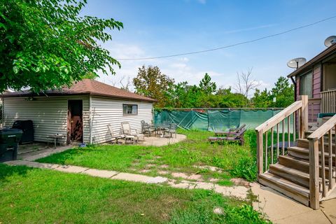 Tiny photo for 5526 N Nordica Avenue, Chicago, IL 60656 (MLS # 12501525)