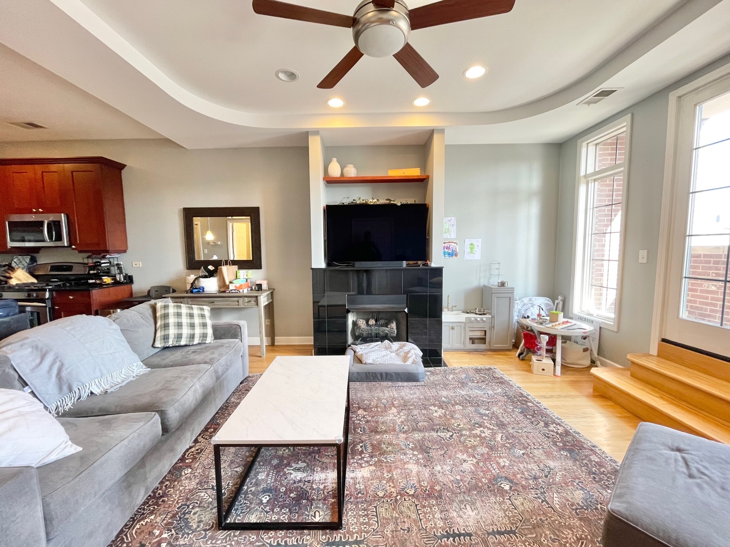 2734 N WOLCOTT Avenue 203