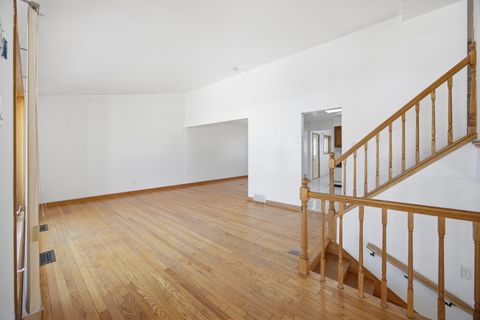 Tiny photo for 9013 ORIOLE Avenue, Morton Grove, IL 60053 (MLS # 12567067)