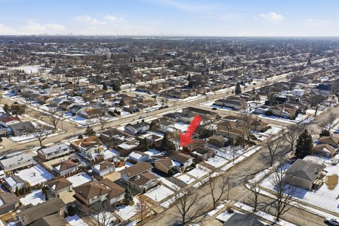 Tiny photo for 9013 ORIOLE Avenue, Morton Grove, IL 60053 (MLS # 12567067)