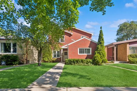 Photo of 2011 Brummel Street, Evanston, IL 60202 (MLS # 12491065)