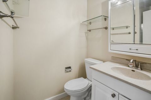 Tiny photo for 160 S WATERS EDGE Drive #202, Glendale Heights, IL 60139 (MLS # 12551803)