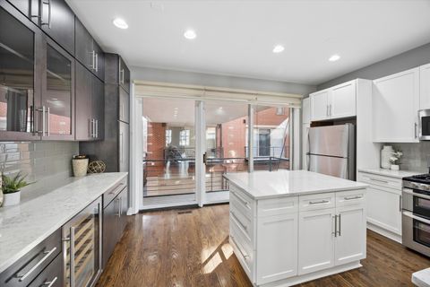 Tiny photo for 1229 W Madison Street #A, Chicago, IL 60607 (MLS # 12590891)