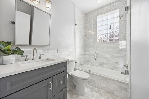 Tiny photo for 1229 W Madison Street #A, Chicago, IL 60607 (MLS # 12590891)