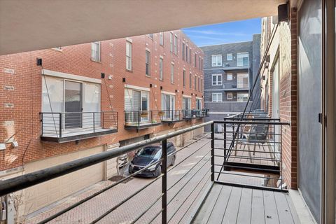 Tiny photo for 1229 W Madison Street #A, Chicago, IL 60607 (MLS # 12590891)