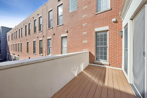 Tiny photo for 1229 W Madison Street #A, Chicago, IL 60607 (MLS # 12590891)