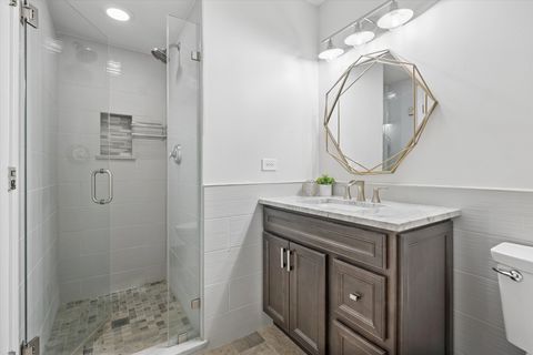 Tiny photo for 1229 W Madison Street #A, Chicago, IL 60607 (MLS # 12590891)