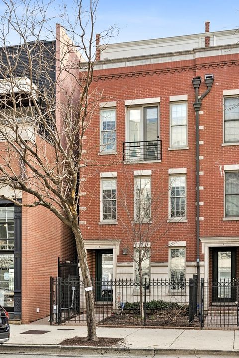 1229 W Madison Street A Chicago IL 60607