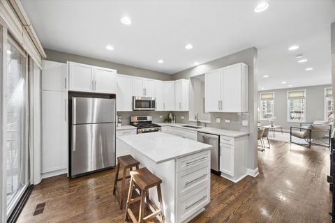 Tiny photo for 1229 W Madison Street #A, Chicago, IL 60607 (MLS # 12590891)