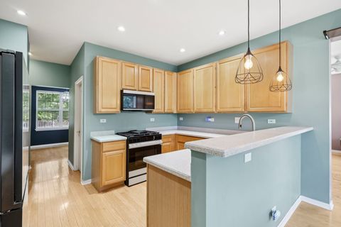 Tiny photo for 2735 Hillsboro Boulevard, Aurora, IL 60503 (MLS # 12420423)