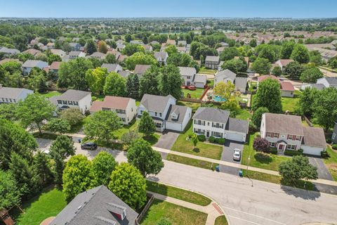 Tiny photo for 2735 Hillsboro Boulevard, Aurora, IL 60503 (MLS # 12420423)