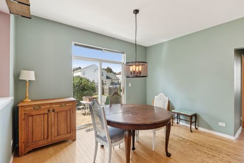 Tiny photo for 2735 Hillsboro Boulevard, Aurora, IL 60503 (MLS # 12420423)