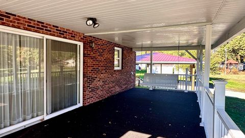 Tiny photo for 1019 Election Drive, Benton, IL 62896 (MLS # EB460310)