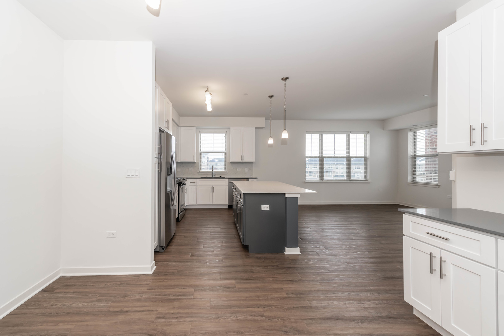 21599 W Field Court 1-302