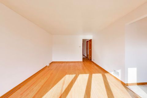 Tiny photo for 5854 S Mason Avenue, Chicago, IL 60638 (MLS # 12614464)
