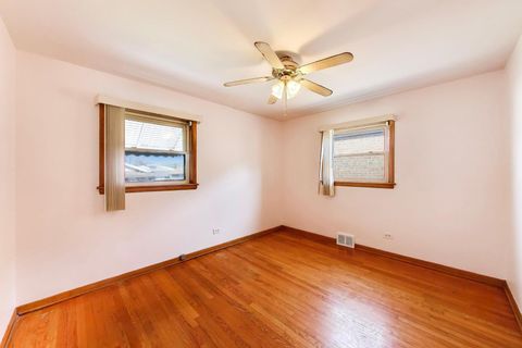 Tiny photo for 5854 S Mason Avenue, Chicago, IL 60638 (MLS # 12614464)