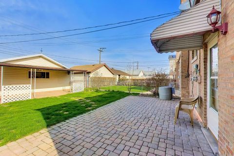 Tiny photo for 5854 S Mason Avenue, Chicago, IL 60638 (MLS # 12614464)