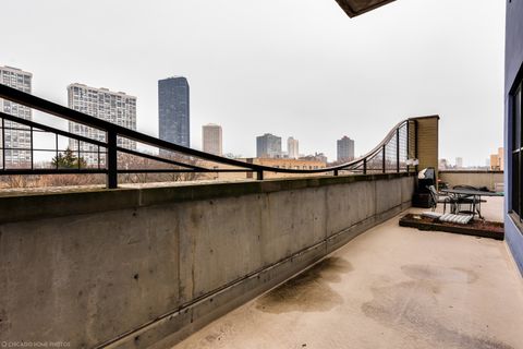 Tiny photo for 1122 W Catalpa Avenue #402, Chicago, IL 60640 (MLS # 12669971)