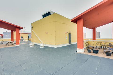 Tiny photo for 1122 W Catalpa Avenue #402, Chicago, IL 60640 (MLS # 12669971)