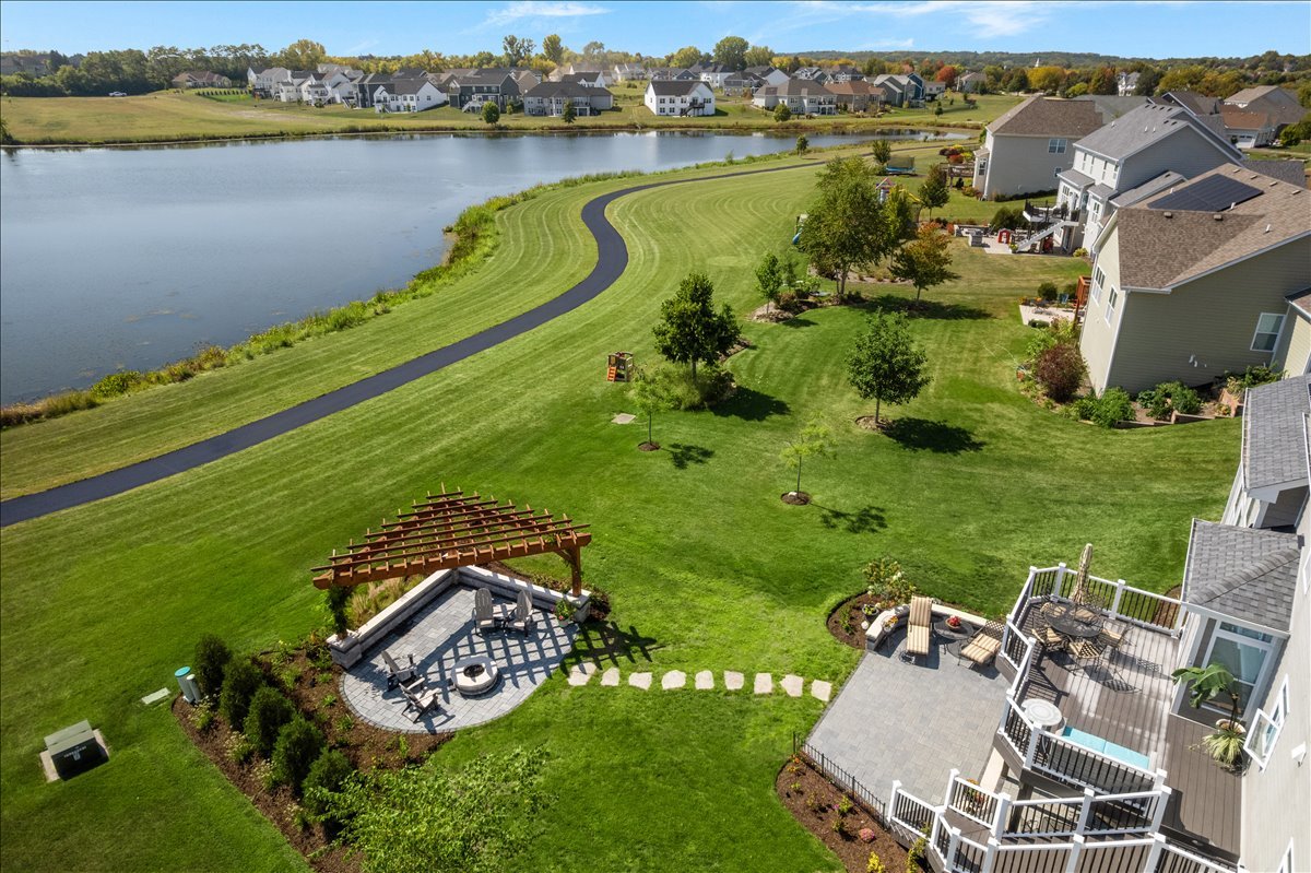 39W509 Norton Lake Drive