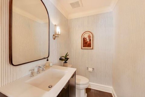 Tiny photo for 386 Fairview Avenue, Winnetka, IL 60093 (MLS # 12477830)