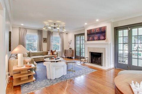 Tiny photo for 386 Fairview Avenue, Winnetka, IL 60093 (MLS # 12477830)