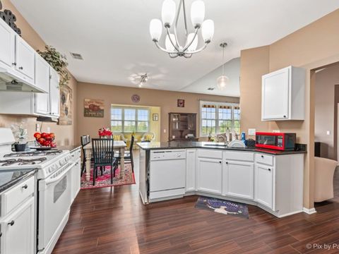 Tiny photo for 17228 Como Avenue, Lockport, IL 60441 (MLS # 12490695)