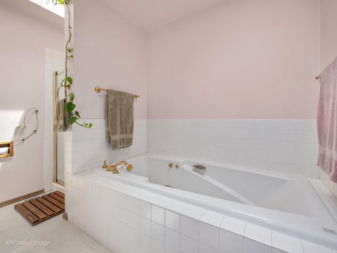 Tiny photo for 324 Shawnee Drive, Carol Stream, IL 60188 (MLS # 12672277)
