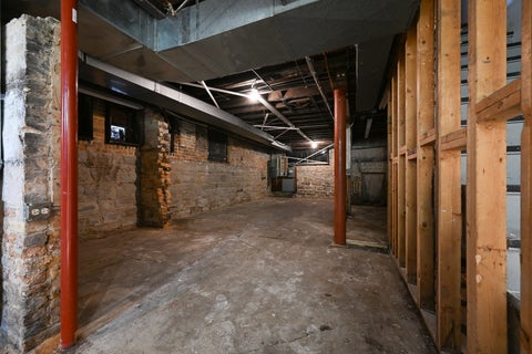 Tiny photo for 849 N Dearborn Street, Chicago, IL 60610 (MLS # 12739882)