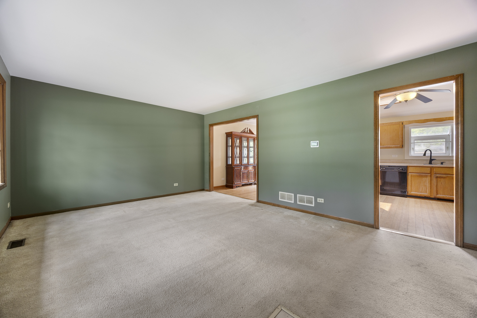29W459 Lee Road