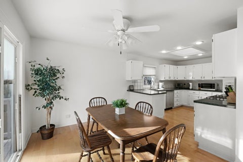 Tiny photo for 307 W Tanglewood Drive, Arlington Heights, IL 60004 (MLS # 12771090)