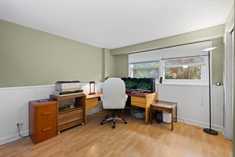 Tiny photo for 307 W Tanglewood Drive, Arlington Heights, IL 60004 (MLS # 12771090)