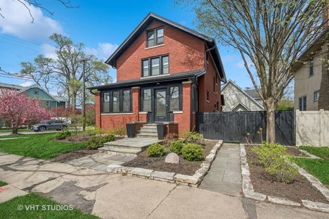 2645 Prairie Avenue Evanston IL 60201