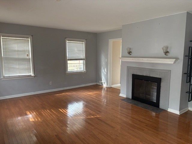 2828 Ridgeway Avenue