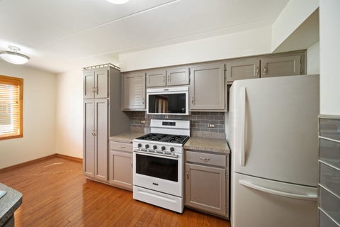 Tiny photo for 13950 E Leamington Drive #203, Crestwood, IL 60418 (MLS # 12763113)