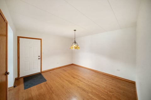 Tiny photo for 13950 E Leamington Drive #203, Crestwood, IL 60418 (MLS # 12763113)