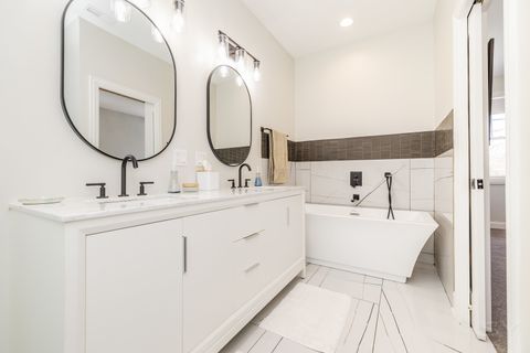 Tiny photo for 2701 Noyes Street, Evanston, IL 60201 (MLS # 12587782)