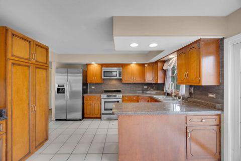 Tiny photo for 19416 Oak Street, Mokena, IL 60448 (MLS # 12542870)