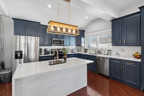 Tiny photo for 1370 Northmoor Court, Northbrook, IL 60062 (MLS # 12593405)