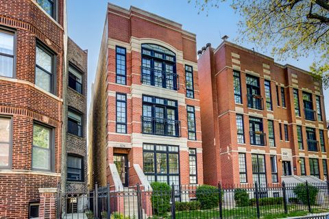 Photo of 3251 N Kenmore Avenue #3, Chicago, IL 60657 (MLS # 12630172)