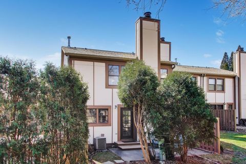 Tiny photo for 1037 Wheaton Oaks Drive, Wheaton, IL 60187 (MLS # 12576082)