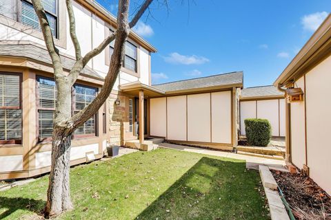 Tiny photo for 1037 Wheaton Oaks Drive, Wheaton, IL 60187 (MLS # 12576082)