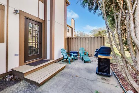 Tiny photo for 1037 Wheaton Oaks Drive, Wheaton, IL 60187 (MLS # 12576082)