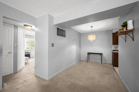 Tiny photo for 7109 Laverne Lane #1A, Tinley Park, IL 60477 (MLS # 12698954)