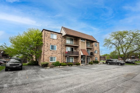 Photo of 7109 Laverne Lane #1A, Tinley Park, IL 60477 (MLS # 12698954)