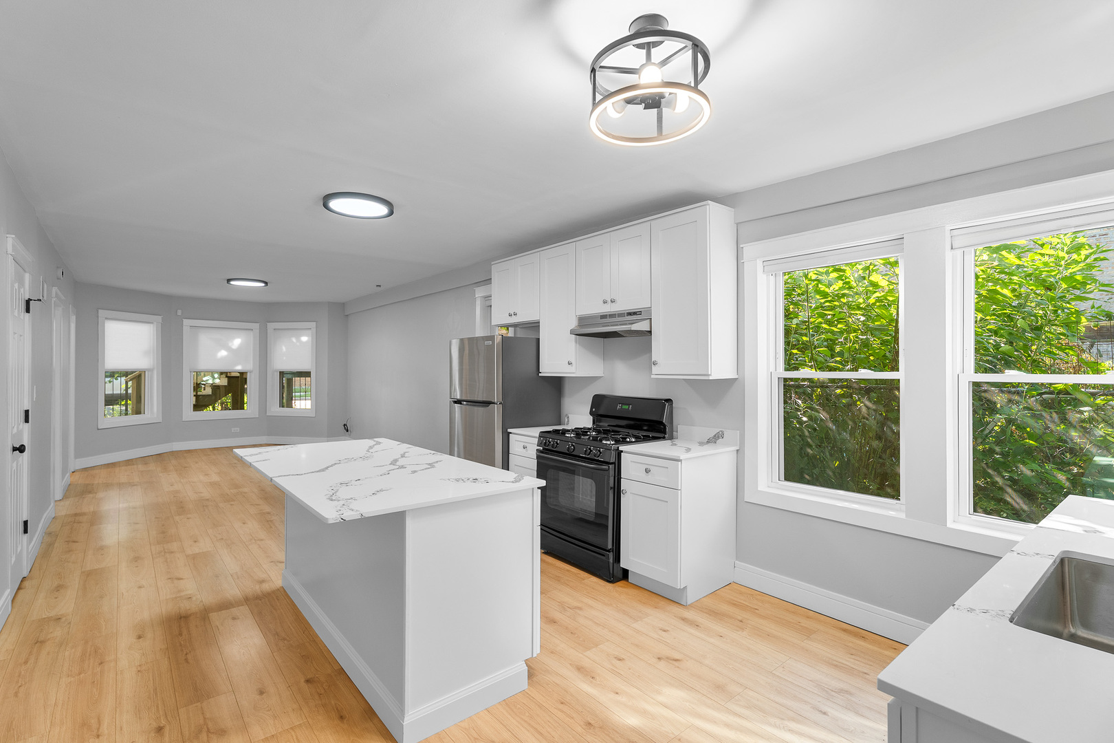 1406 N Kildare Avenue