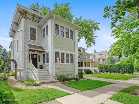 Photo of 318 S Ashland Avenue, La Grange, IL 60525 (MLS # 12658430)