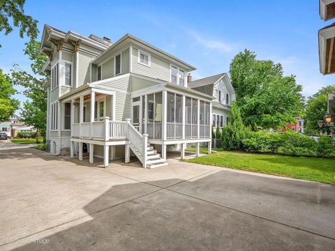 Tiny photo for 318 S Ashland Avenue, La Grange, IL 60525 (MLS # 12658430)