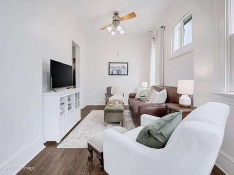 Tiny photo for 318 S Ashland Avenue, La Grange, IL 60525 (MLS # 12658430)